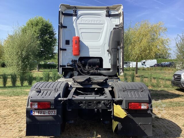 Unit traktor standar Ford F-Max