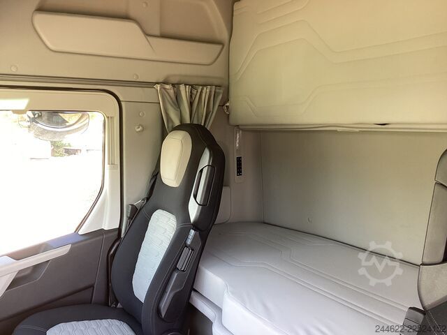 Unit traktor standar Ford F-Max