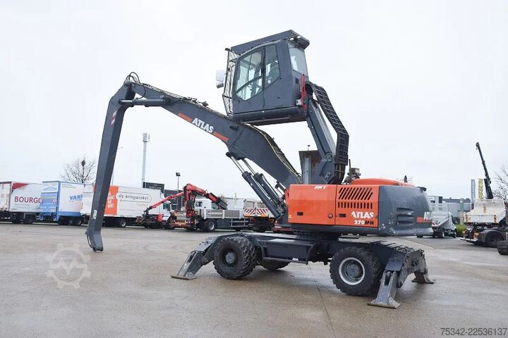 Stroj na manipuláciu s materiálom Atlas 270 MH Material handling