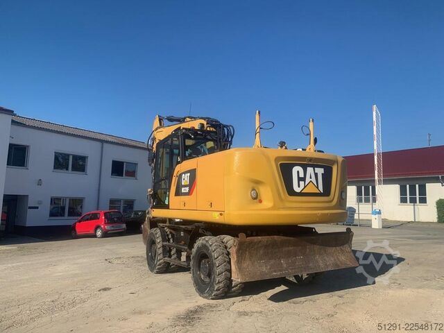 Excavadora móvil Caterpillar M320F