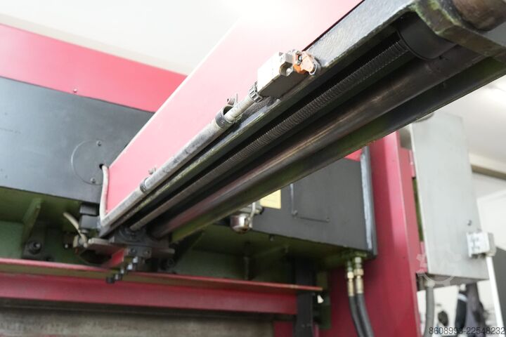 Foarfecă hidraulică tip ghilotină LOTZE 272 - 3000x4