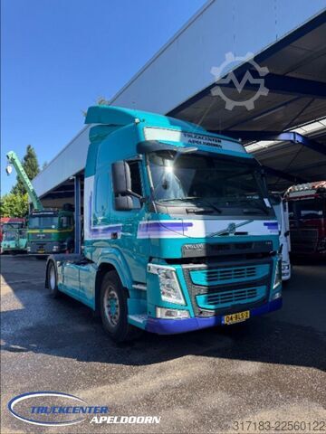 معيار SZM Volvo FM Globetrotter 4x2