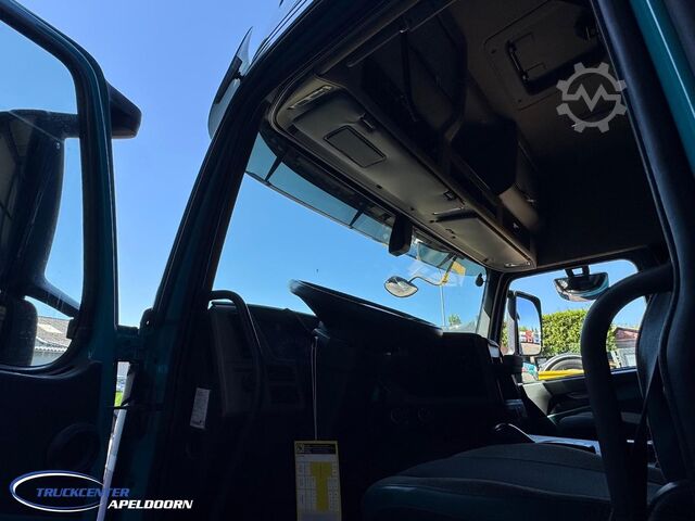 معيار SZM Volvo FM Globetrotter 4x2