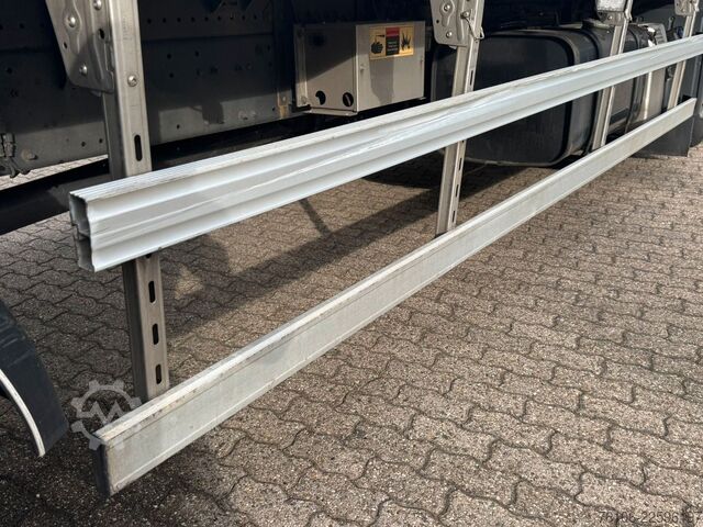 Kühlkoffer-LKW MAN TGM 18.290 Tiefkühlkoffer +LBW*Thermoking*