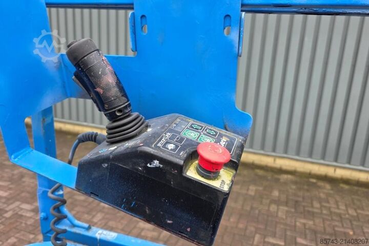 কাঁচি দিয়া কাটা লিফট Genie GS1932 Electric, Working Height 7.8 m, 227kg Capac