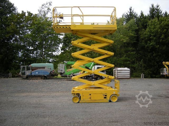 Рабочая платформа GENIE GS 3246 Scherenarbeitsbühne 11,9 m