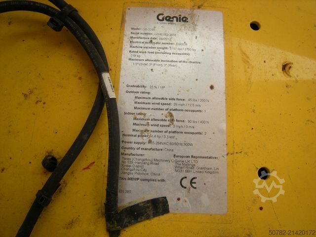 Рабочая платформа GENIE GS 3246 Scherenarbeitsbühne 11,9 m