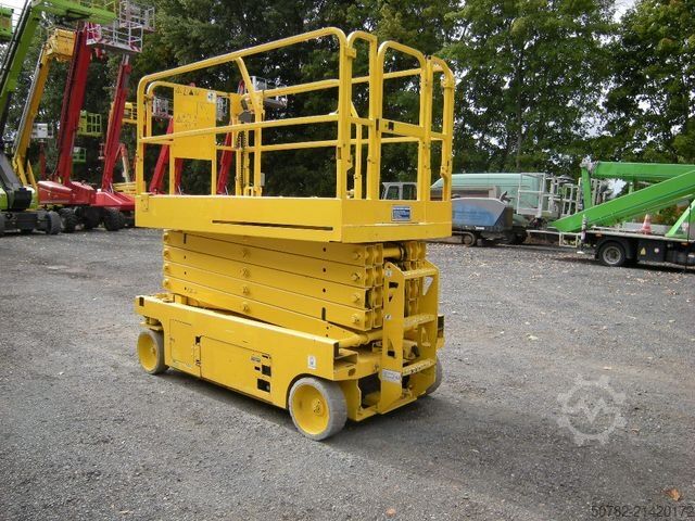 Рабочая платформа GENIE GS 3246 Scherenarbeitsbühne 11,9 m