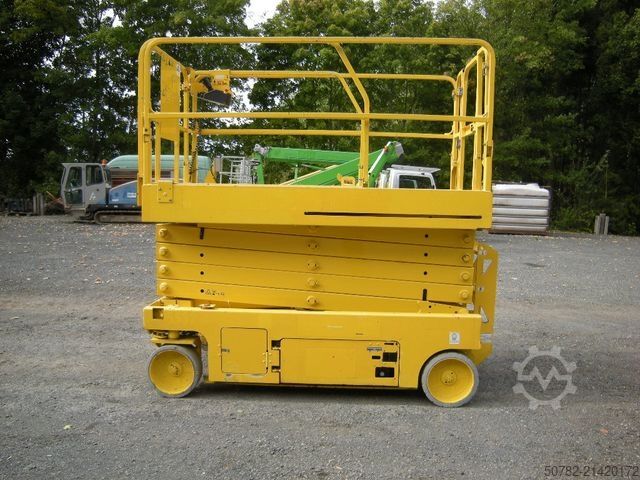 Рабочая платформа GENIE GS 3246 Scherenarbeitsbühne 11,9 m