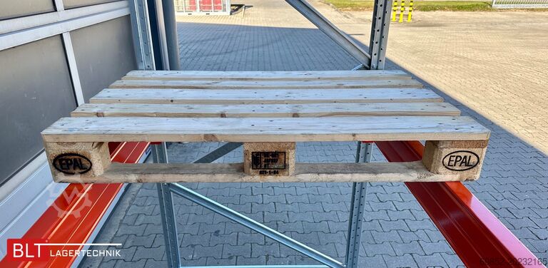 Étagère pour charges lourdes ca. 100,16 lfm. Palettenregale H: 250 cm Fachlast: 3000 kg , 324 Palettenplätze