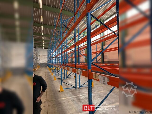 Raft industrial pentru sarcini grele ca. 33,3 lfm Stow Palettenregale H:700cm 3200 kg Fachlast Boden +3 , Hochregale