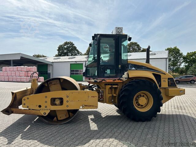 Rodillo de tambor único CATERPILLAR CS - 563 E / Walzenzug / 6 Zylinder / Planiersch