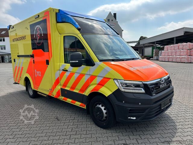 Feuerwehrfahrzeug MAN TGE 5.180 / WAS Trage / Liege