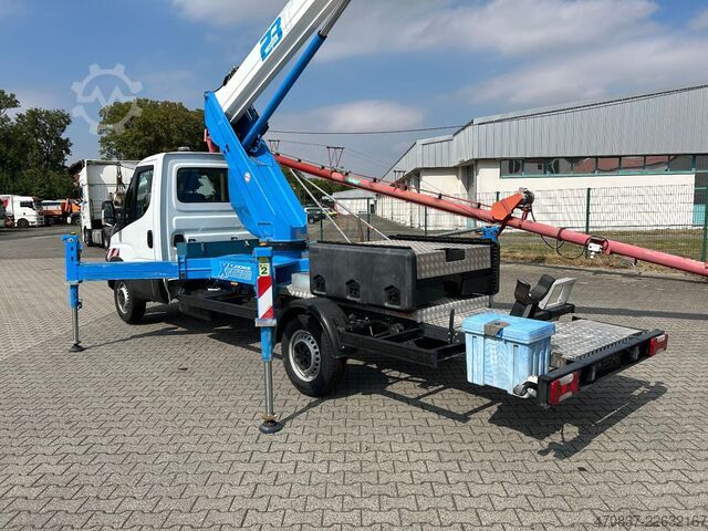 Lkw-Arbeitsbühne IVECO Daily 35-12 / Socage 23 T + Funk / HomeButton