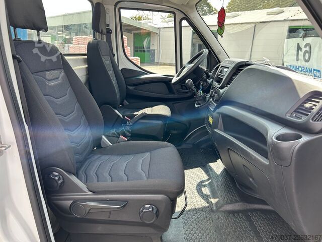 Lkw-Arbeitsbühne IVECO Daily 35-12 / Socage 23 T + Funk / HomeButton