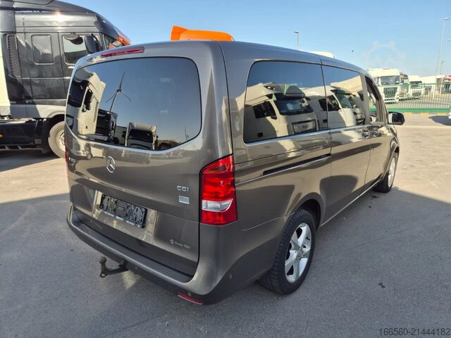 Xe buýt chở khách Mercedes-Benz V 220 CDI