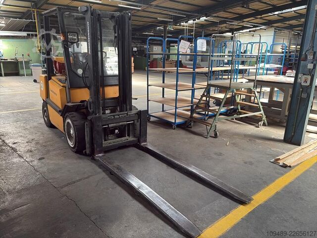 Вилочный погрузчик / Jungheinrich, 3 т, газовый погрузчик Jungheinrich TFG 30 /316 ZT - Gasstapler