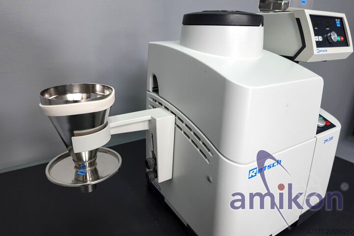 DR 100 uređaj za dodjeljivanje s opsežnom dodatnom opremom Retsch ZM 200 Ultra-Zentrifugalmühle