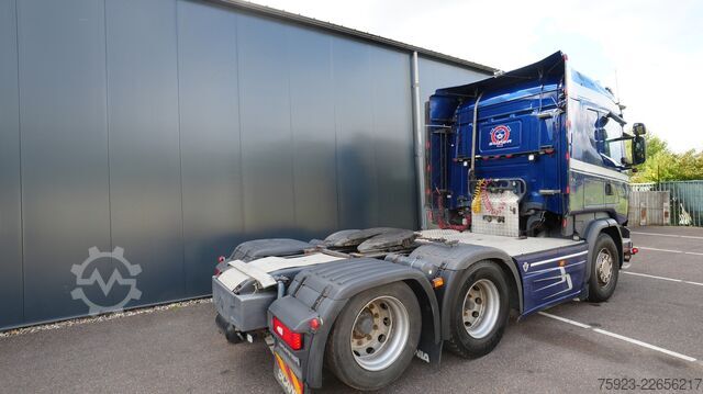 Standardni SZM Scania R 580 6x2 V8 retarder tractor unit