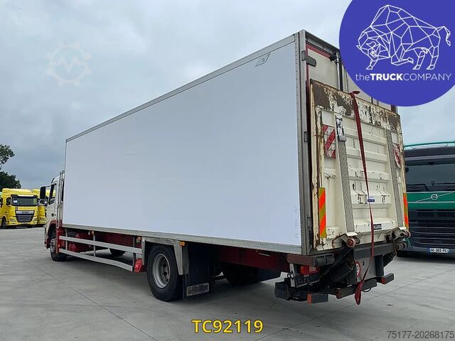 การขนส่งแช่เย็น/แช่แข็ง Volvo FM 330