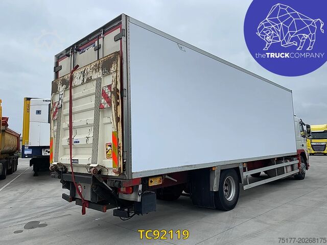 การขนส่งแช่เย็น/แช่แข็ง Volvo FM 330