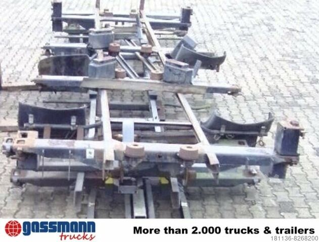 Caminhão com carroçaria intercambiável versch. BDF-Wechselrahmen