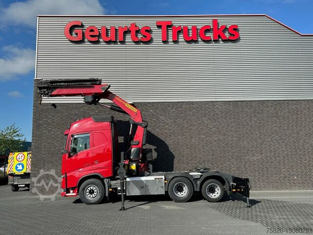 Truk derek Volvo FH 500 6X2 TREKKER / SATTELZUG/TRACTOR UNIT/ CA...