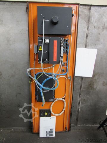 Sistem de control HEIDENHAIN TNC 151