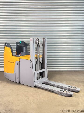 Șofer autocamion cu ridicare mare Jungheinrich ERD 220 drive Plus - Service Neu - Batterie 90%