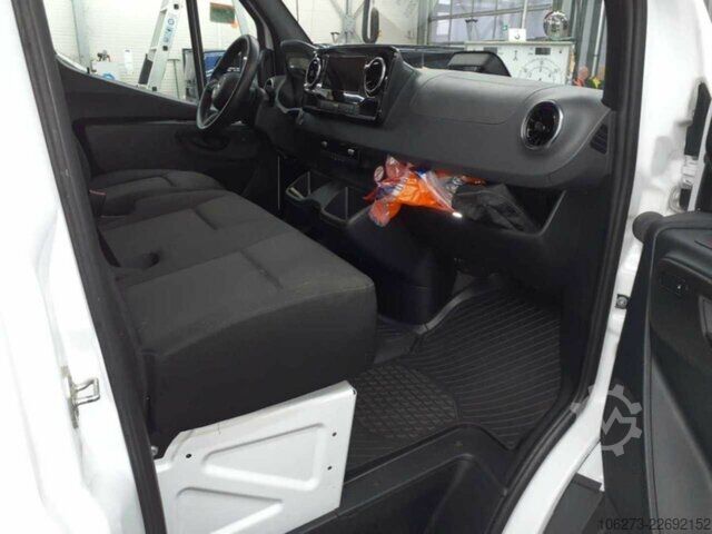 Skåpbil Mercedes-Benz Sprinter 317 CDI,L2H2,Automatik,Kamera