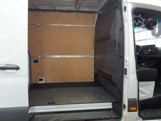 Skåpbil Mercedes-Benz Sprinter 317 CDI,L2H2,Automatik,Kamera