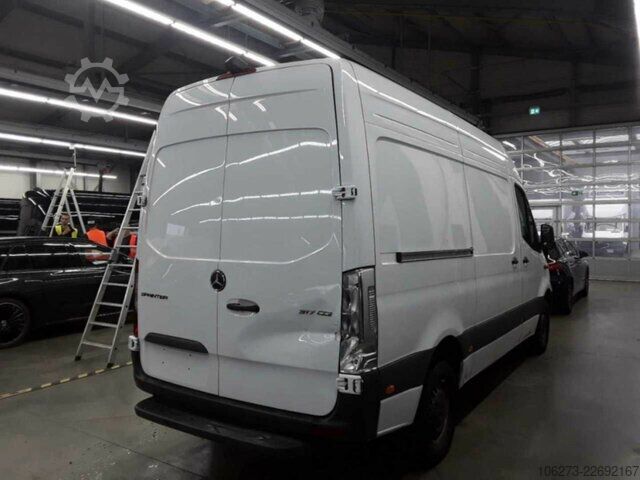 Skåpbil Mercedes-Benz Sprinter 317 CDI,L2H2,Automatik,Kamera
