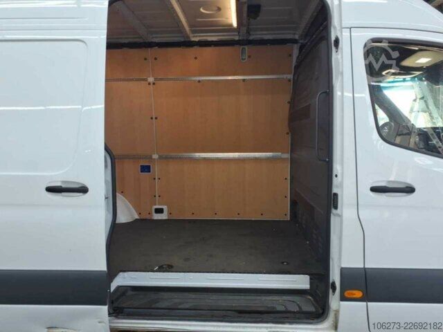 Skåpbil Mercedes-Benz Sprinter 317 CDI,L2H2,Automatik,Kamera,Navi