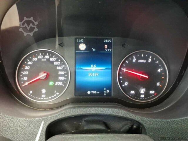 Skåpbil Mercedes-Benz Sprinter 317 CDI,L2H2,Automatik,Kamera,Navi