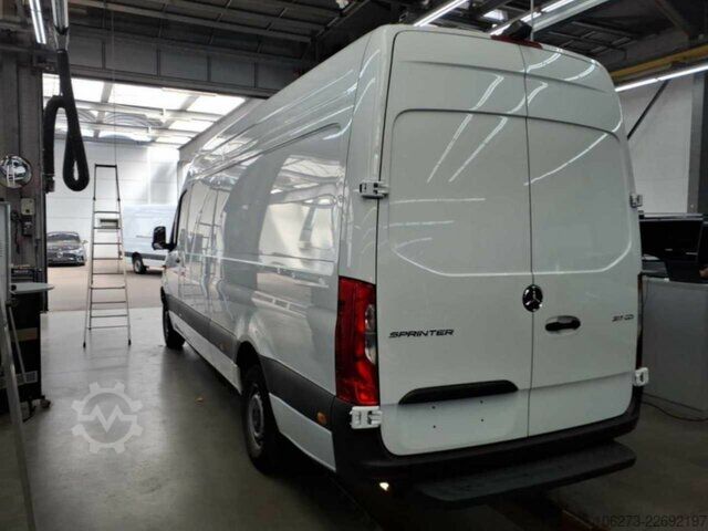 Skåpbil Mercedes-Benz Sprinter 317 Maxi,9GTronic,MBUX,Kamera,LED