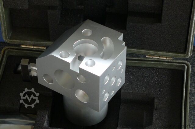 Coordinate measuring machine Zeiss MC850