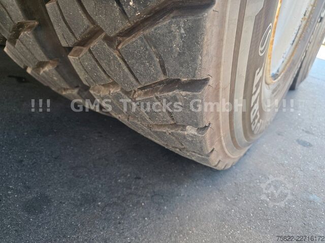 Flatbed truck MAN TGS 33.440 / 6X4 / Man+Ret / 19m Kran Palfinger
