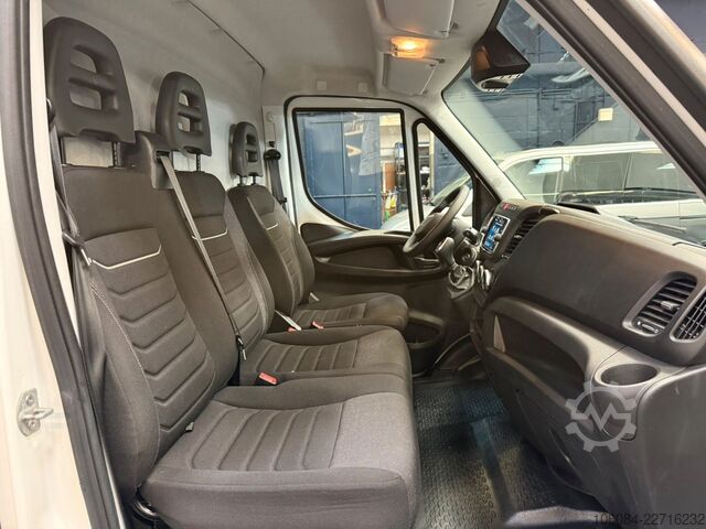 ハイトップバン IVECO Daily 35S18  MAXI HI-Matic AC TEMPO R-CAM LUFT