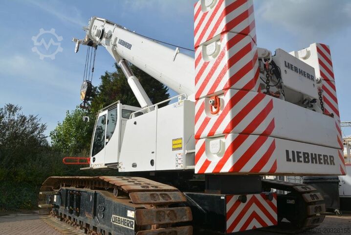 เครนเคลื่อนที่ Liebherr LTR 1100