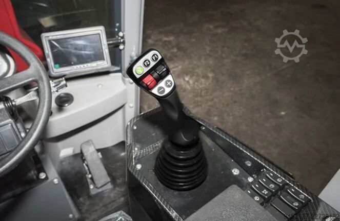 Radlader HZM 825-T Profi Teleskopradlader