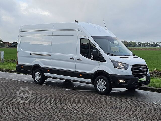 Kombi s vysokou strechou FORD TRANSIT 2.0 L4H3 RWD Navi