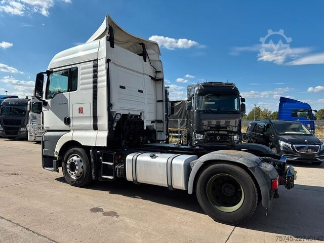 Štandardný ťahač MAN TGX 18.460 * VOLUMEN * RETARDER*315 / 70 BEREIFT