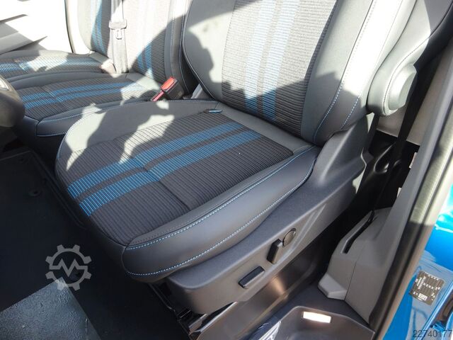 Skåpbil FORD Transit Custom 320L1 Sport 4x4 Aut. AHK Standhz
