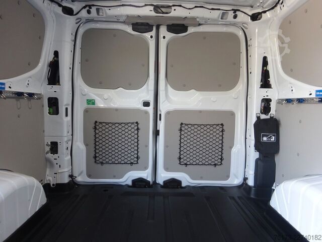 Κλειστό βαν FORD Transit Custom 320L1 Sport 4x4 Aut. AHK Standhz