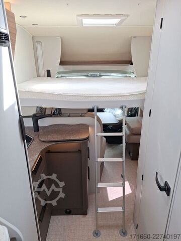 セミインテグレーテッドキャンピングカー BÜRSTNER B66 TD 690 *Hubbett*Lithium*TV/SAT