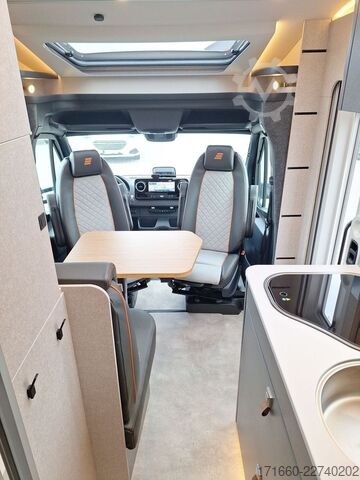 セミインテグレーテッドキャンピングカー HYMER/ERIBA ML-T CrossOver 570 Winterpaket - MJ 2027