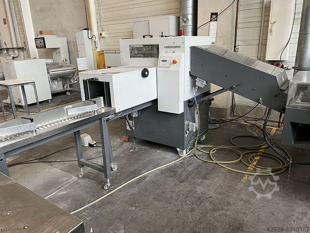 Seglu izšūšana Heidelberg ST 450