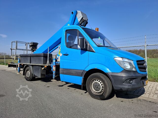 Plataforma elevadora sobre camión Palfinger P260 B