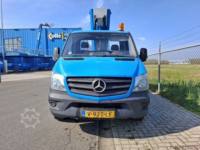 Plataforma elevadora sobre camión Palfinger P260 B