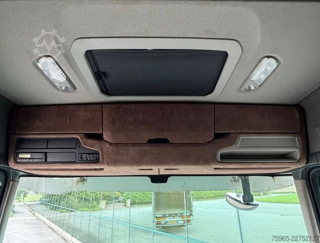 Standardni vlačilec SCANIA R500 NGS EURO 6 RETARDER FULL AIR 4-POINTS AIRSU
